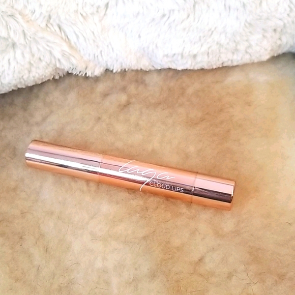 LAQA & Co. Cloud Lips - Deep Purple - Picture 1 of 3